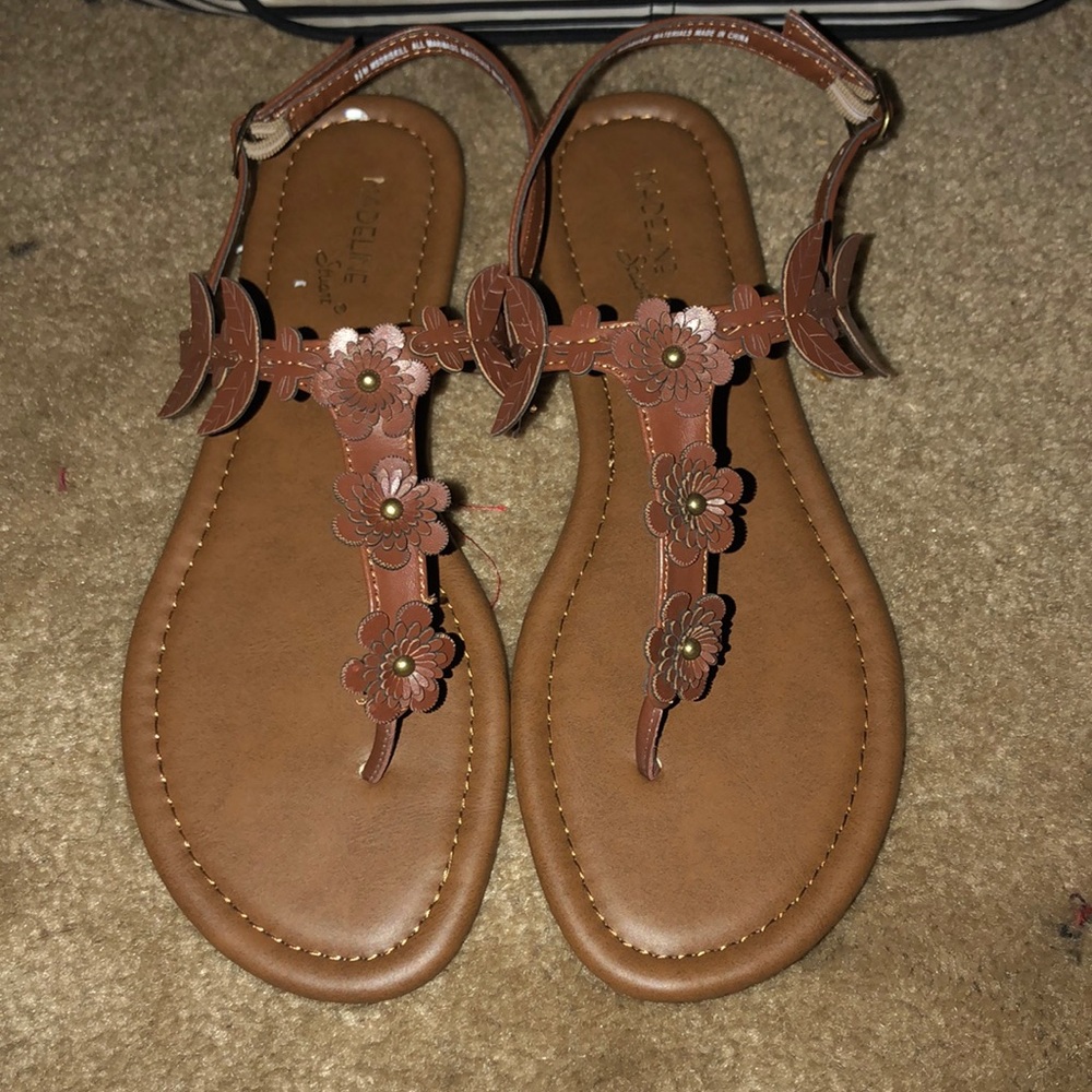 SOLD !!!Madeline Stuart sandals